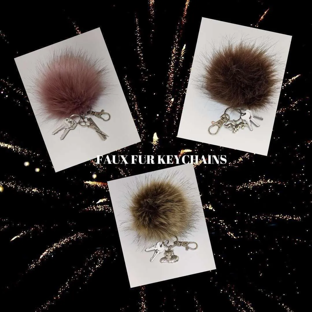 Hair Stylist Keychain/Faux Fur Pom Pom Charm Key Chain-Purse Charm/Journal Charm