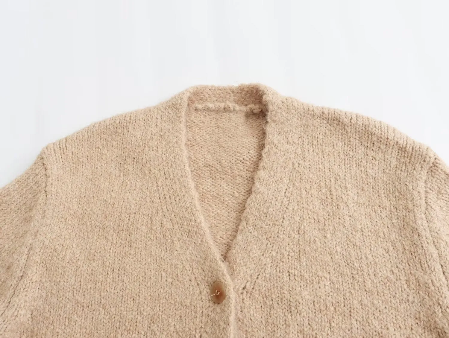 Pre Order:  Ribbed Pockets Knitted Short Cardigan