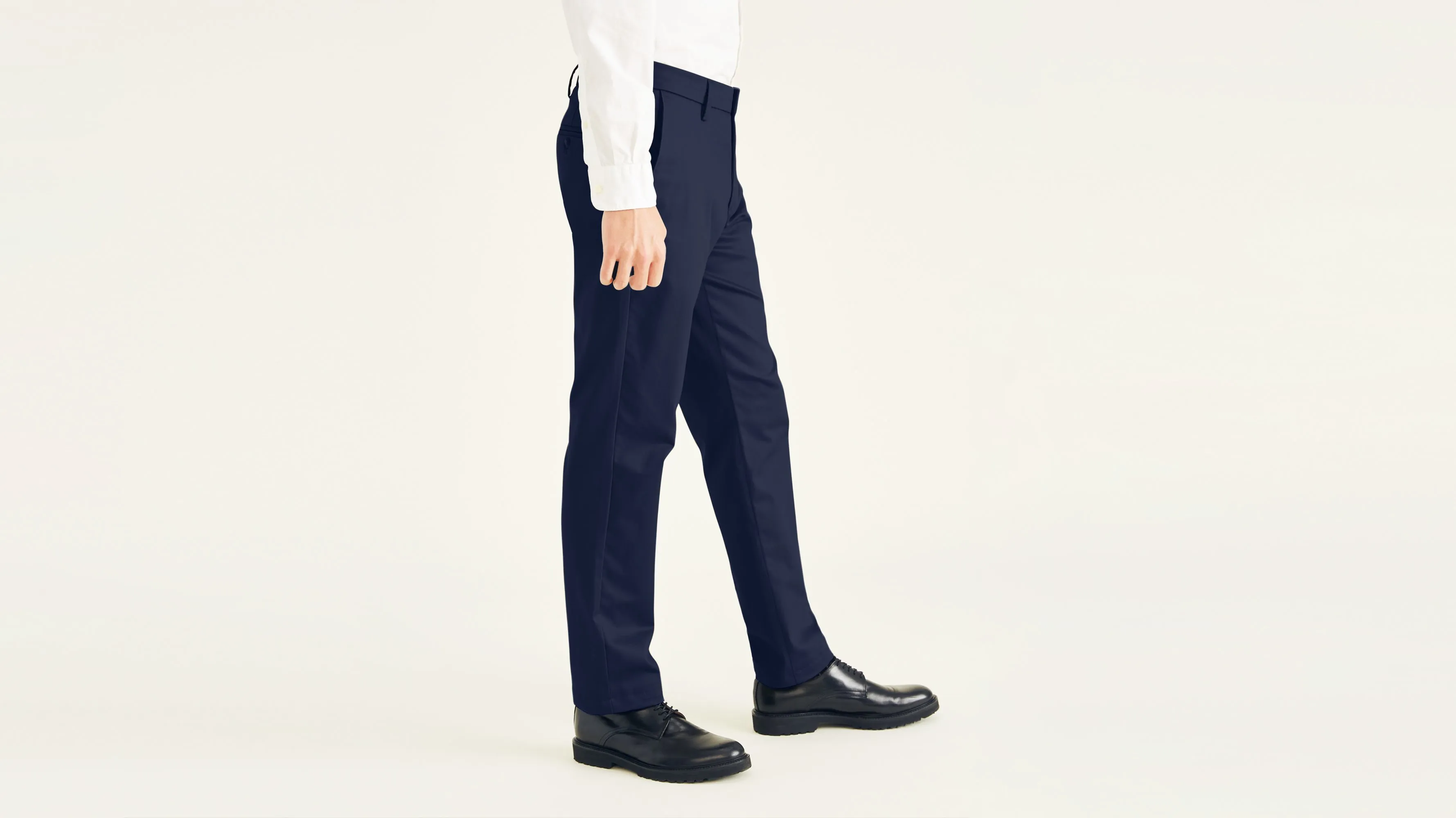 Signature Iron Free Khakis, Creased, Slim Fit with Stain Defender®